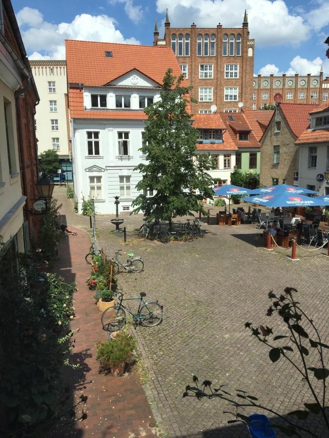 Ferienwohnung Hofquartier Rostock Exterior foto
